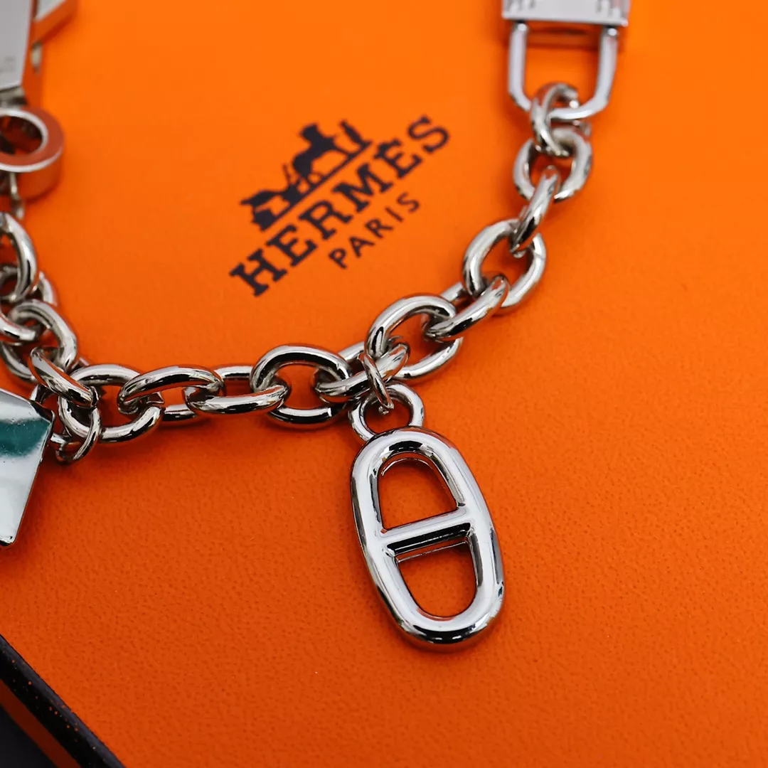 hermes key holder and boucle de sac s_12707014